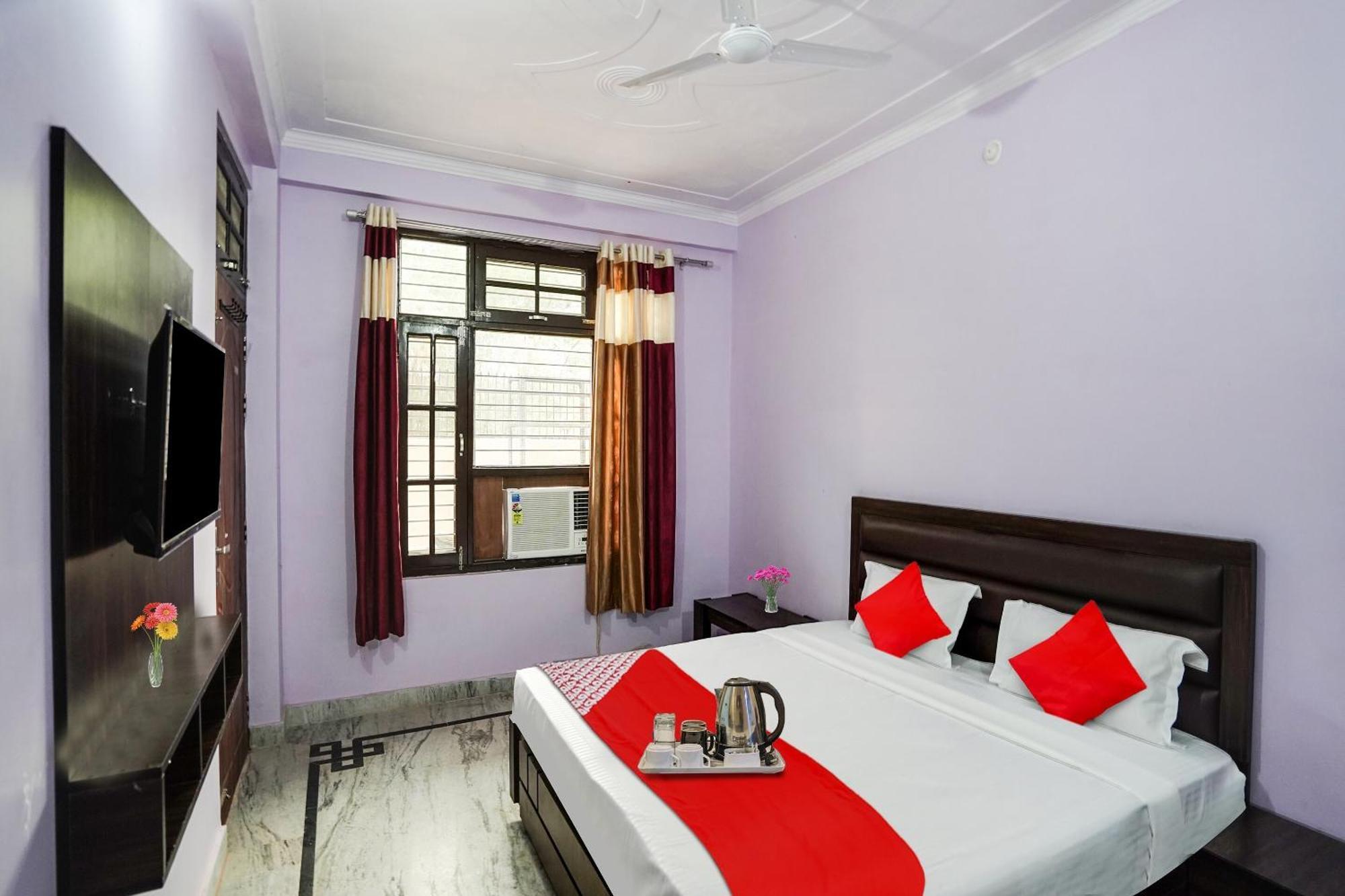 Chinhat Hotel O Ayurma Inn מראה חיצוני תמונה